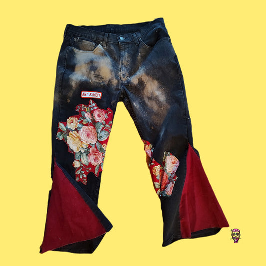 The Art Exhibit Floral Flare Leg Denim black 36x32