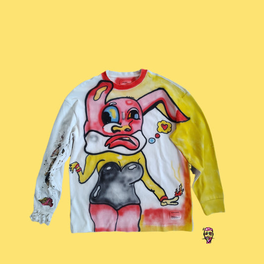 The Art Exhibit Bunny Babe Distorted Tee(m)