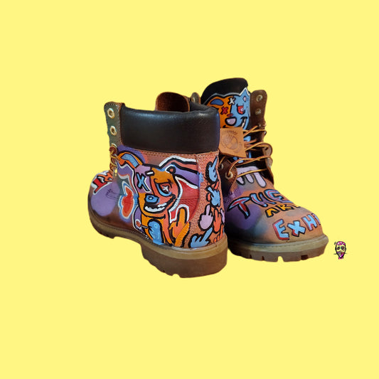 Bunny with the bird Timberland